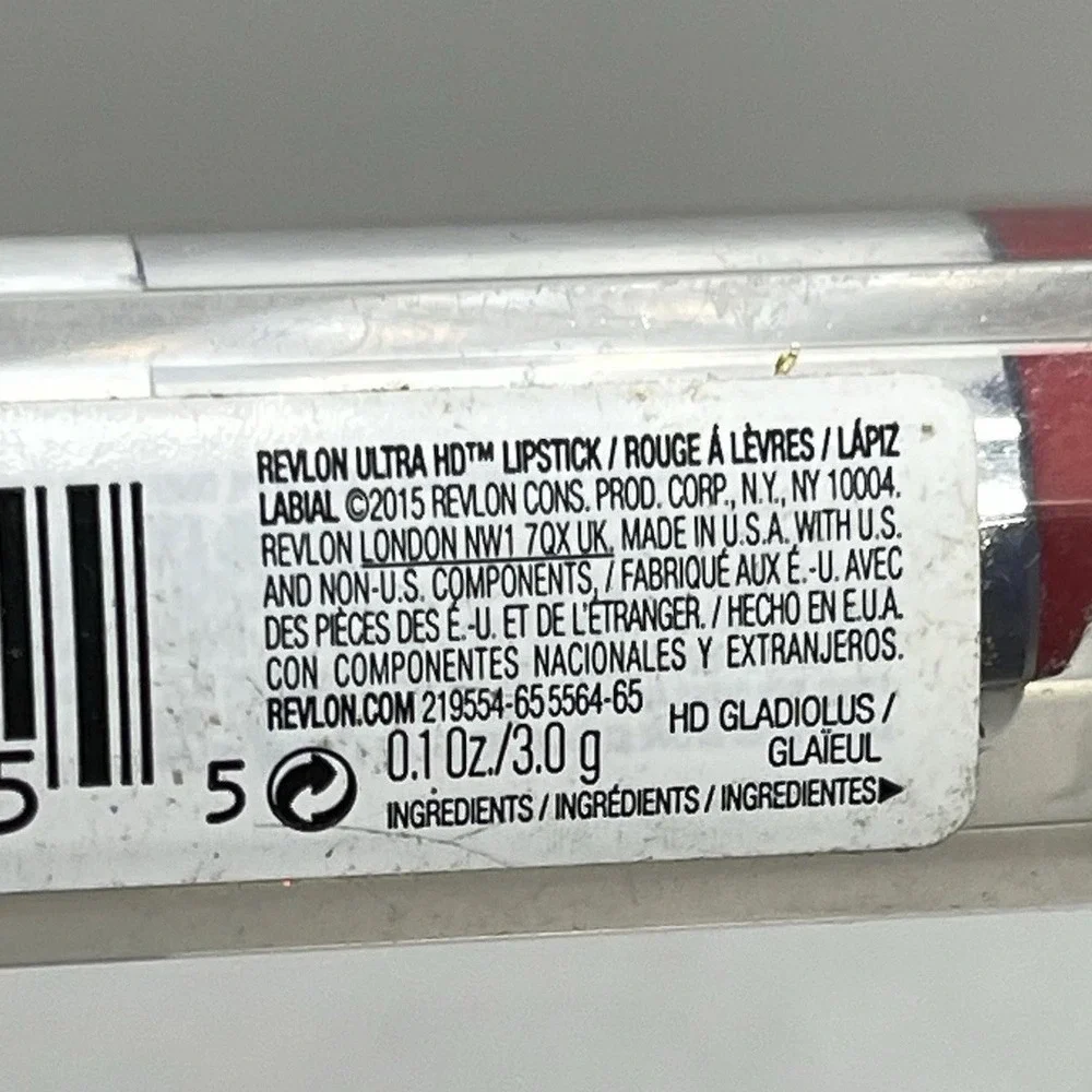 Revlon Ultra HD Gladiolus  Lipstick New Sealed Minor Tip Imperfection Bold‎ Glam